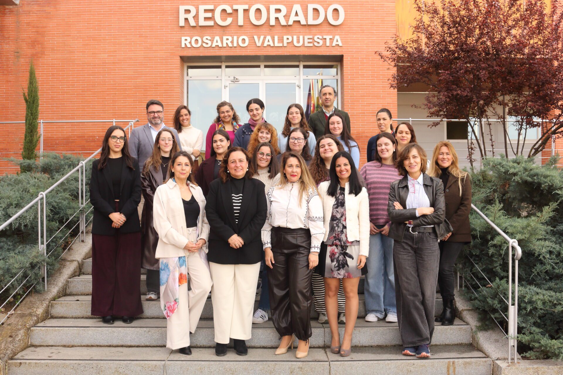 La UPO pone en marcha la V edición de Univergem para impulsar la empleabilidad y el emprendimiento femenino   Financiado por el Instituto Andaluz de la Mujer de la Junta de Andalucía, este programa está dirigido a tituladas universitarias y estudiantes de la UPO