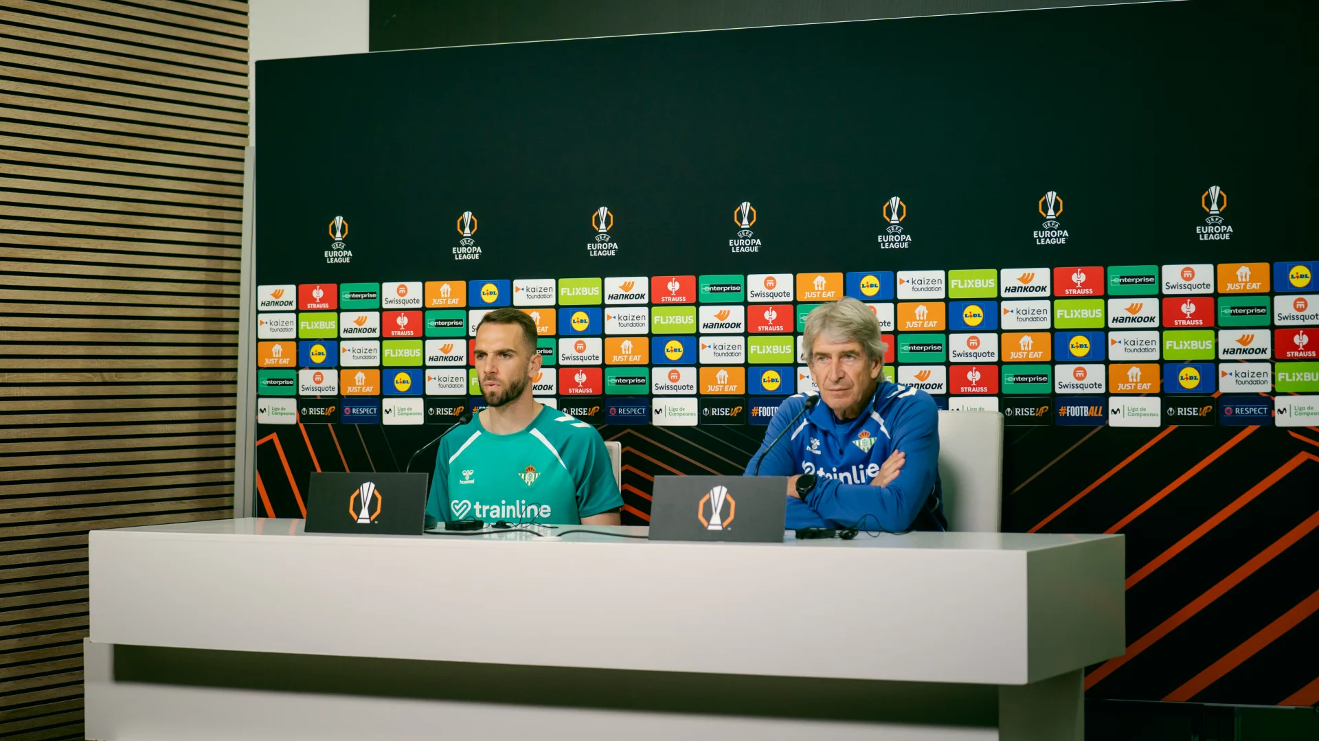 Rueda de prensa de Manuel Pellegrini y Pau López previa al Real Betis-Panathinaikos