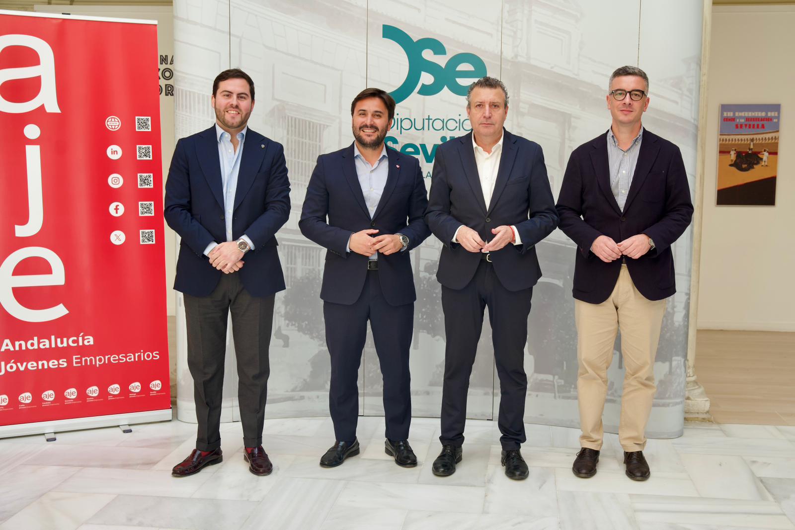 Javier Fernández subraya el papel clave del emprendimiento joven y la educación para el futuro de la provincia