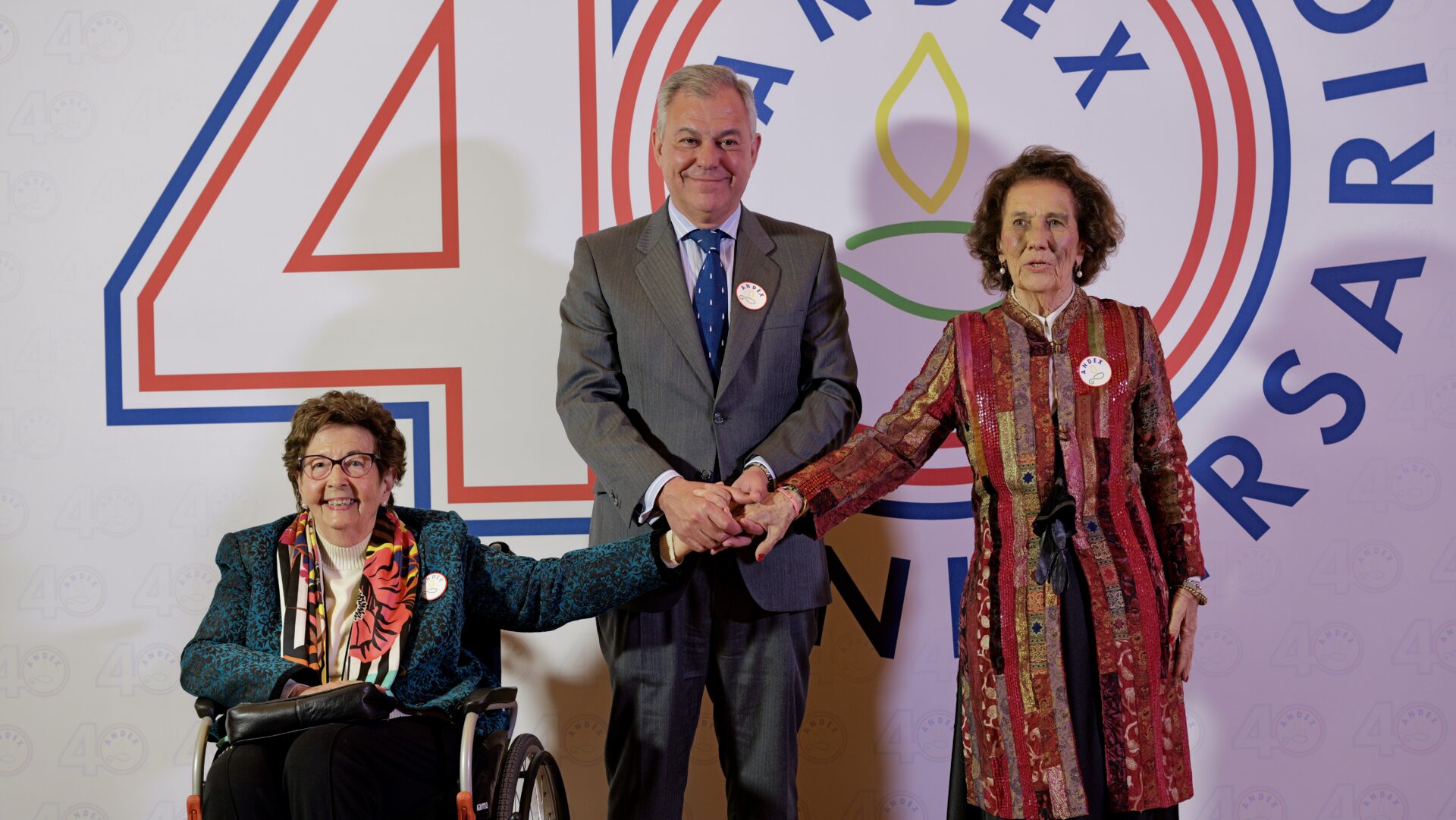 El alcalde Sanz resalta la labor de Andex en Sevilla tras 40 años de ayuda, compromiso y entrega diaria y anuncia que María Luisa Guardiola tendrá una calle en Sevilla