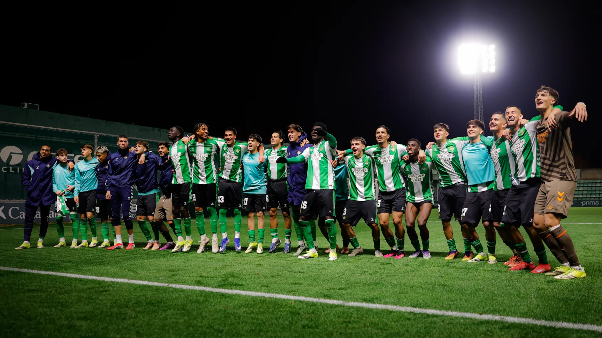 CRÓNICA | El Betis Deportivo cuaja uno de sus mejores partidos de la temporada ante el Hércules CF (2-1)