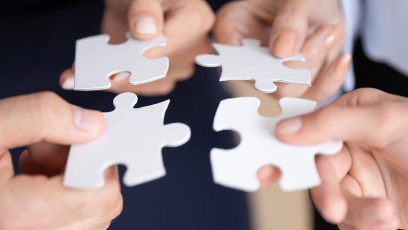 Presentación en Tomares del Foro de Oración y Reflexión de Empresarios y Directivos Cristianos de Acción Social Empresarial