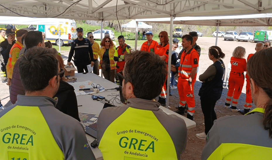 La EMA realiza un simulacro de incendio forestal en Sierra Morena