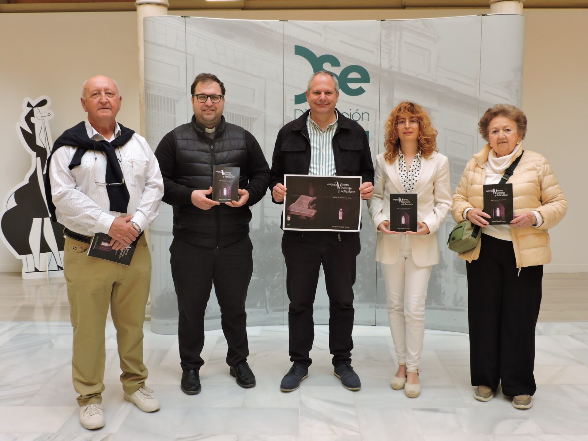 Antígona Márquez refleja en ‘Pensamiento, memoria y reflexión’ el homenaje de La Puebla de los Infantes al sacerdote Miguel Rastrojo