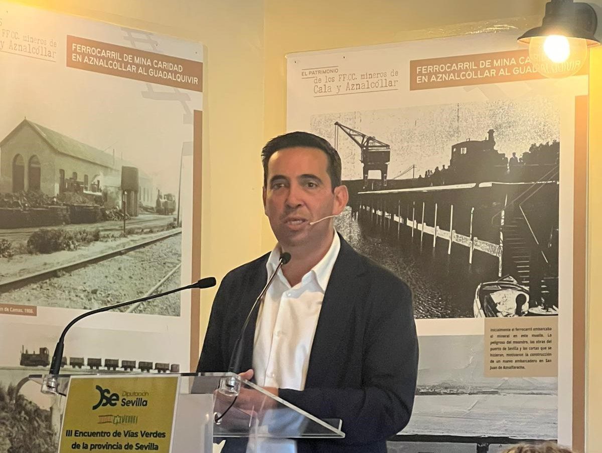 La Diputación de Sevilla reúne en El Ronquillo a administraciones locales y al sector privado para impulsar las vías verdes