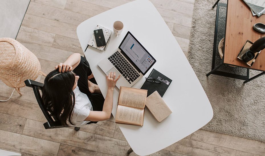 Abierto el plazo para solicitar ayudas a contratos indefinidos en Andalucía hasta el 30 de junio