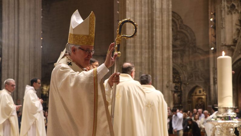 Mons. Saiz Meneses: “Cristo ha resucitado y nos ofrece una nueva vida”