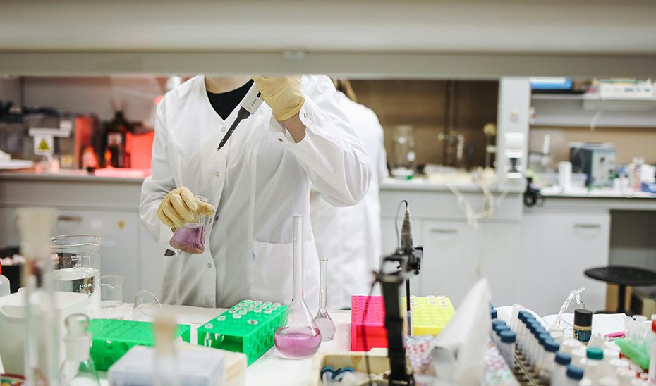 Publicada la convocatoria de ayudas para proyectos de investigación básica