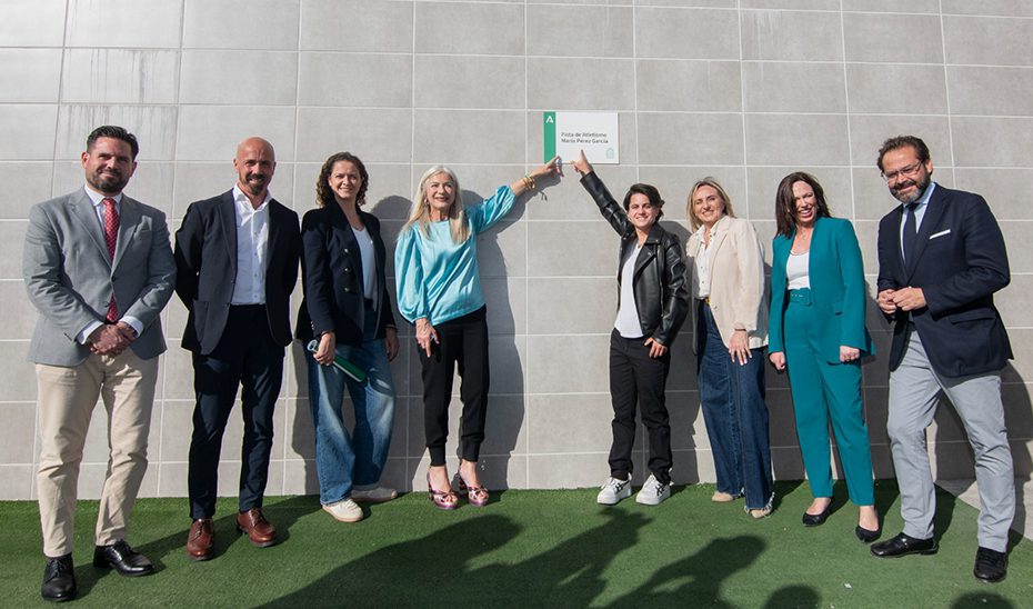 La pista de atletismo del Estadio de la Juventud de Granada pasa a denominarse ‘María Pérez’
