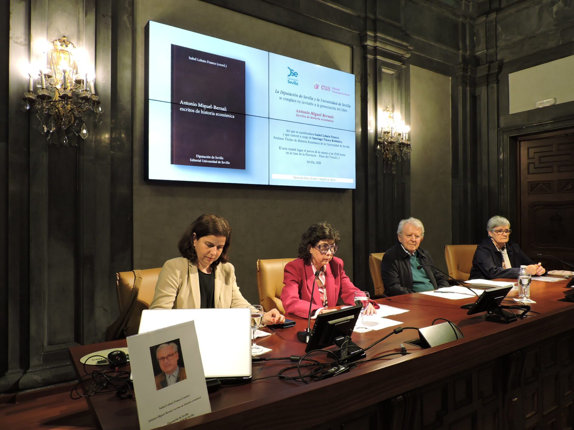 La Diputación ve en Antonio-Miguel Bernal el ejemplo del investigador comprometido con la excelencia académica y la difusión histórica desde lo local