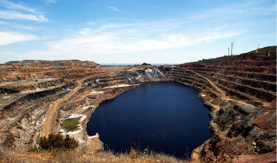 Activados planes de actuación para potenciar el impacto positivo de proyectos mineros en Huelva
