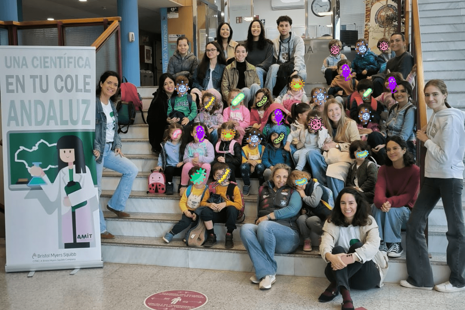 Una Científica en tu Cole Andaluz acerca la microbiología a los más pequeños