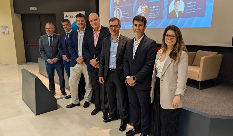 La Universidad Loyola y la multinacional EY celebran en Córdoba el II Foro de actualidad económica-financiera y digital