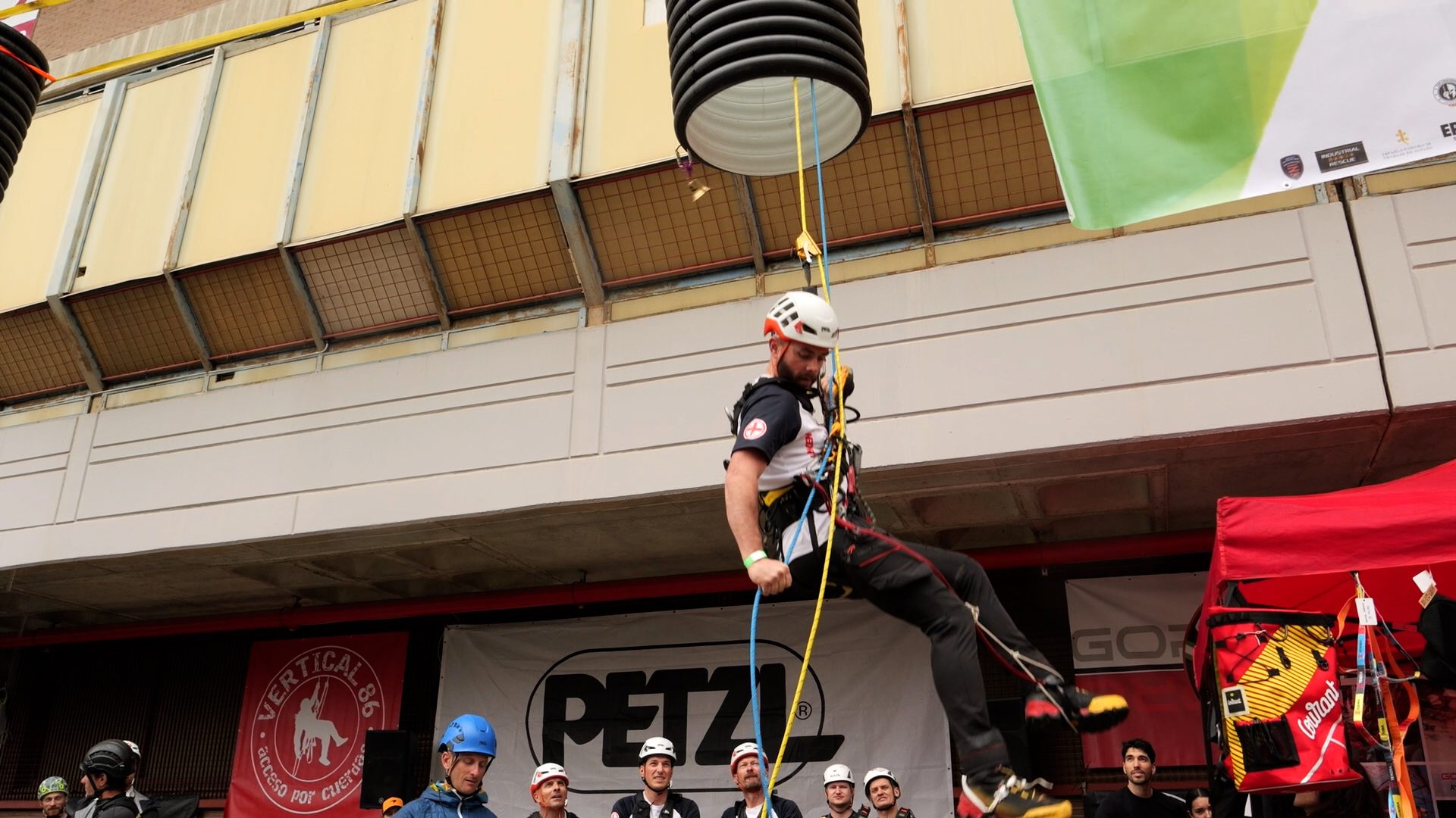 Sevilla refuerza su liderazgo internacional en rescate en altura con el Rescue Great Day 26