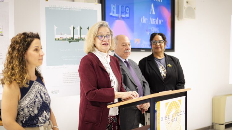 Inaugurada la exposición ‘Arte con A de Árabe’, hasta el 11 de mayo en la Biblioteca