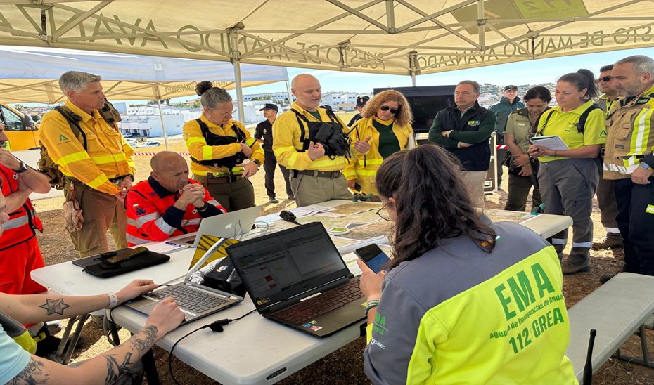 La Junta testa la respuesta ante incendios forestales con un simulacro en El Garrobo (Sevilla)