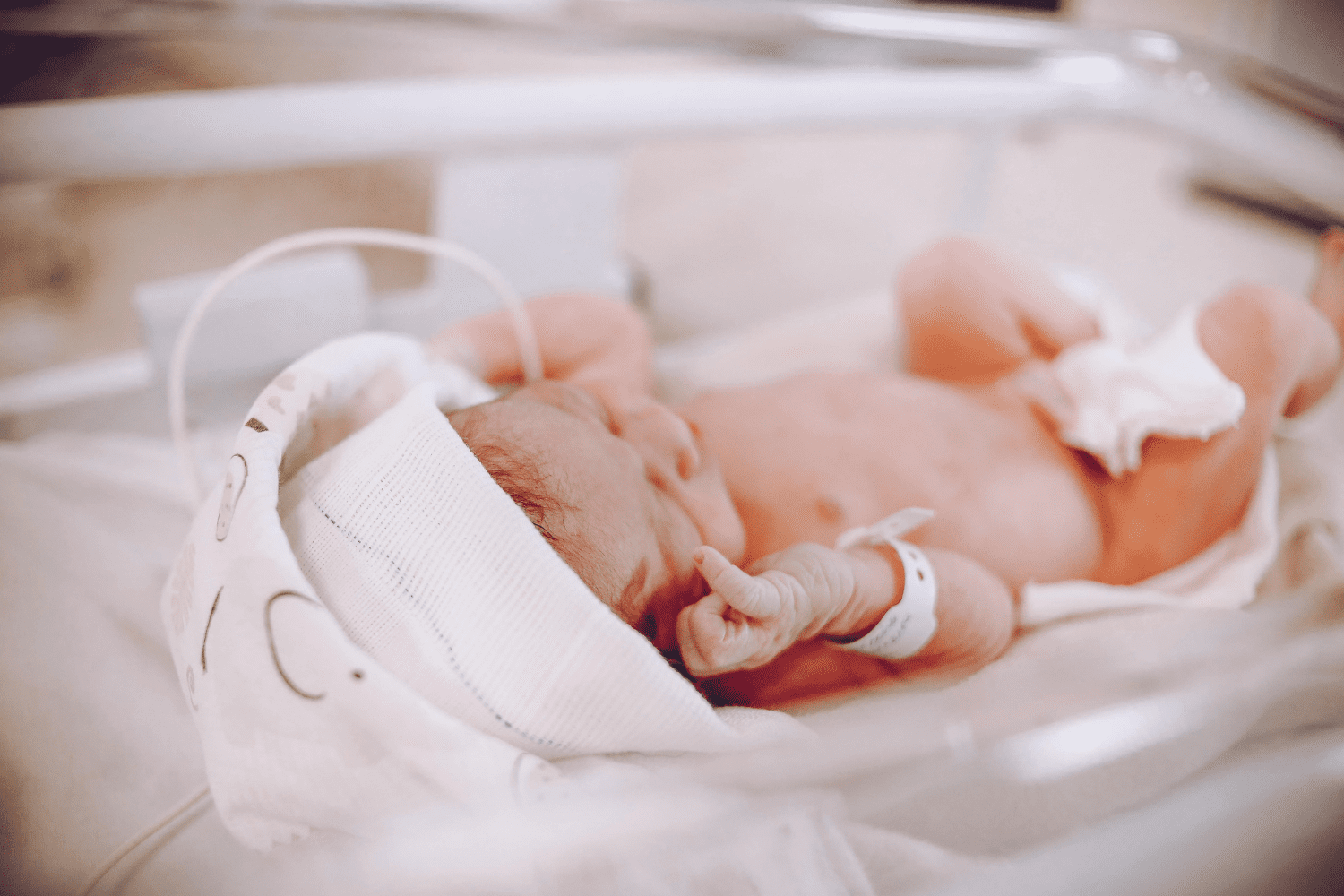 Proponen nuevas opciones terapéuticas frente al síndrome de abstinencia neonatal por opioides