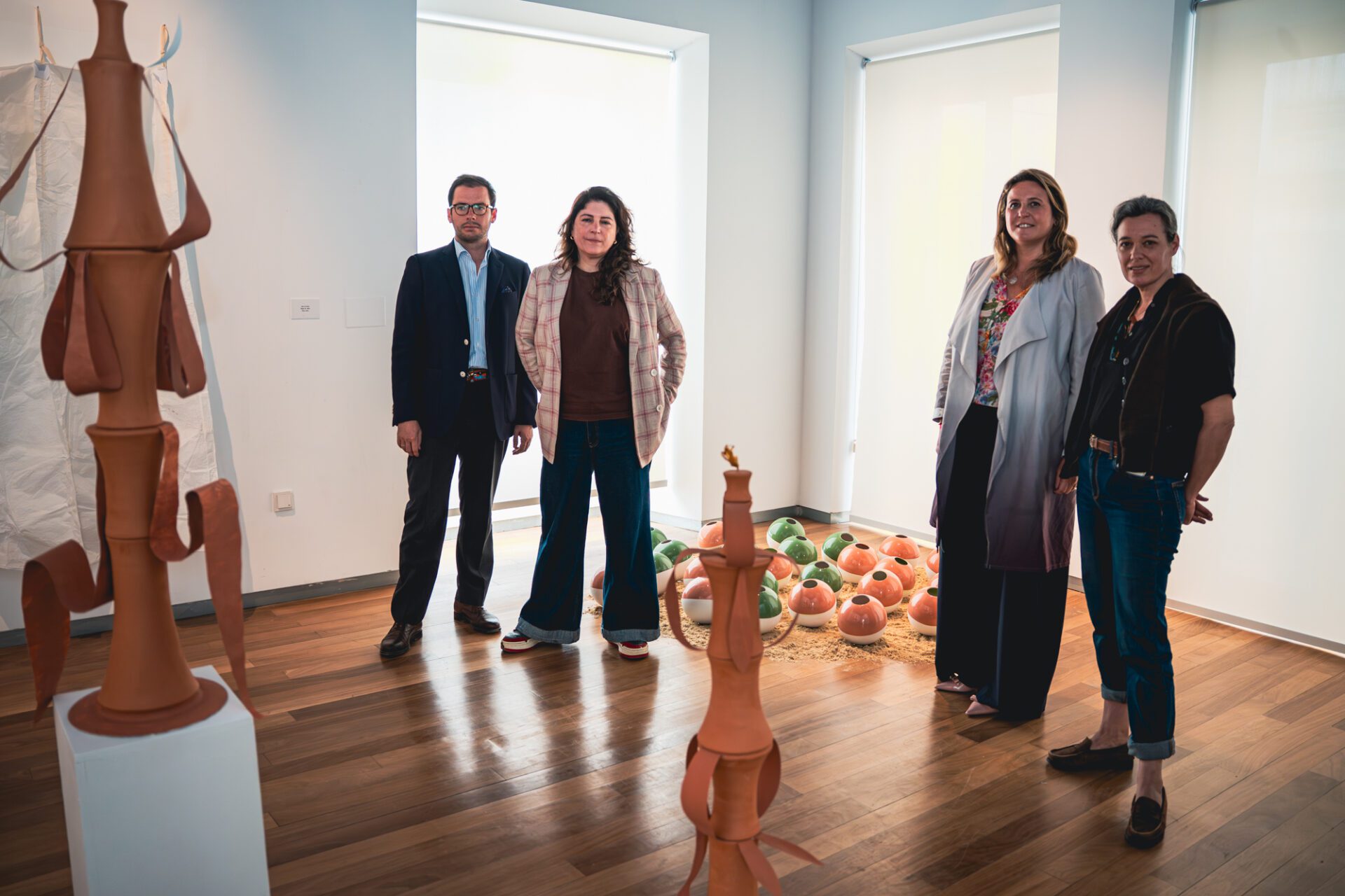 El Centro de la Cerámica de Triana acoge ‘Ritos, retos y restos’, una exposición sobre materia, proceso y creación