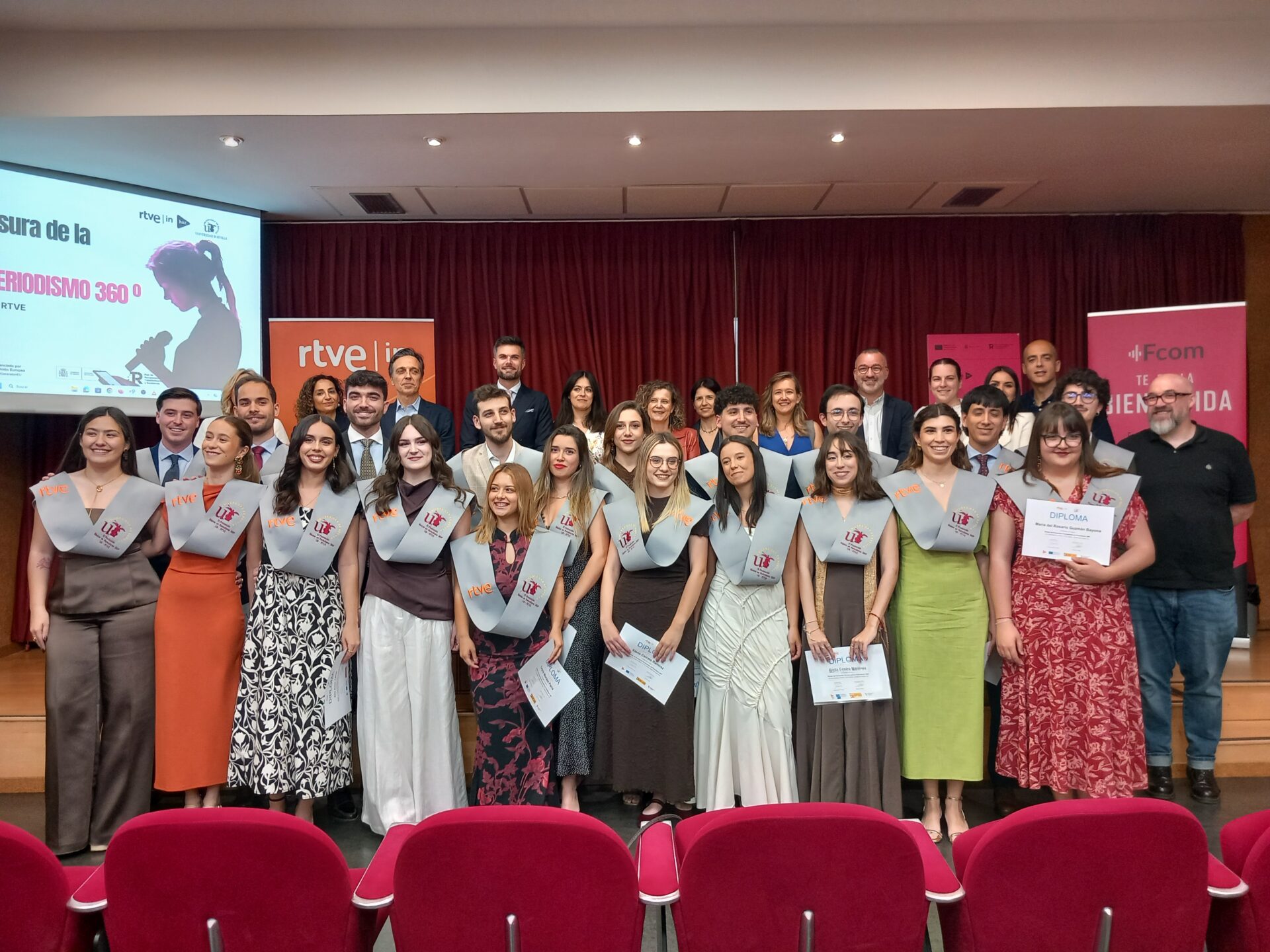 RTVE Instituto y la Universidad de Sevilla celebran la graduación de la III edición del Máster de Periodismo 360