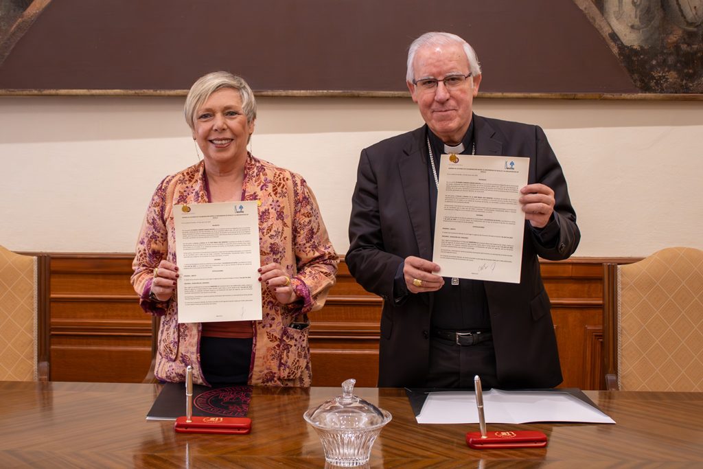 La US y la Iglesia de Sevilla consolidan su cooperación institucional 