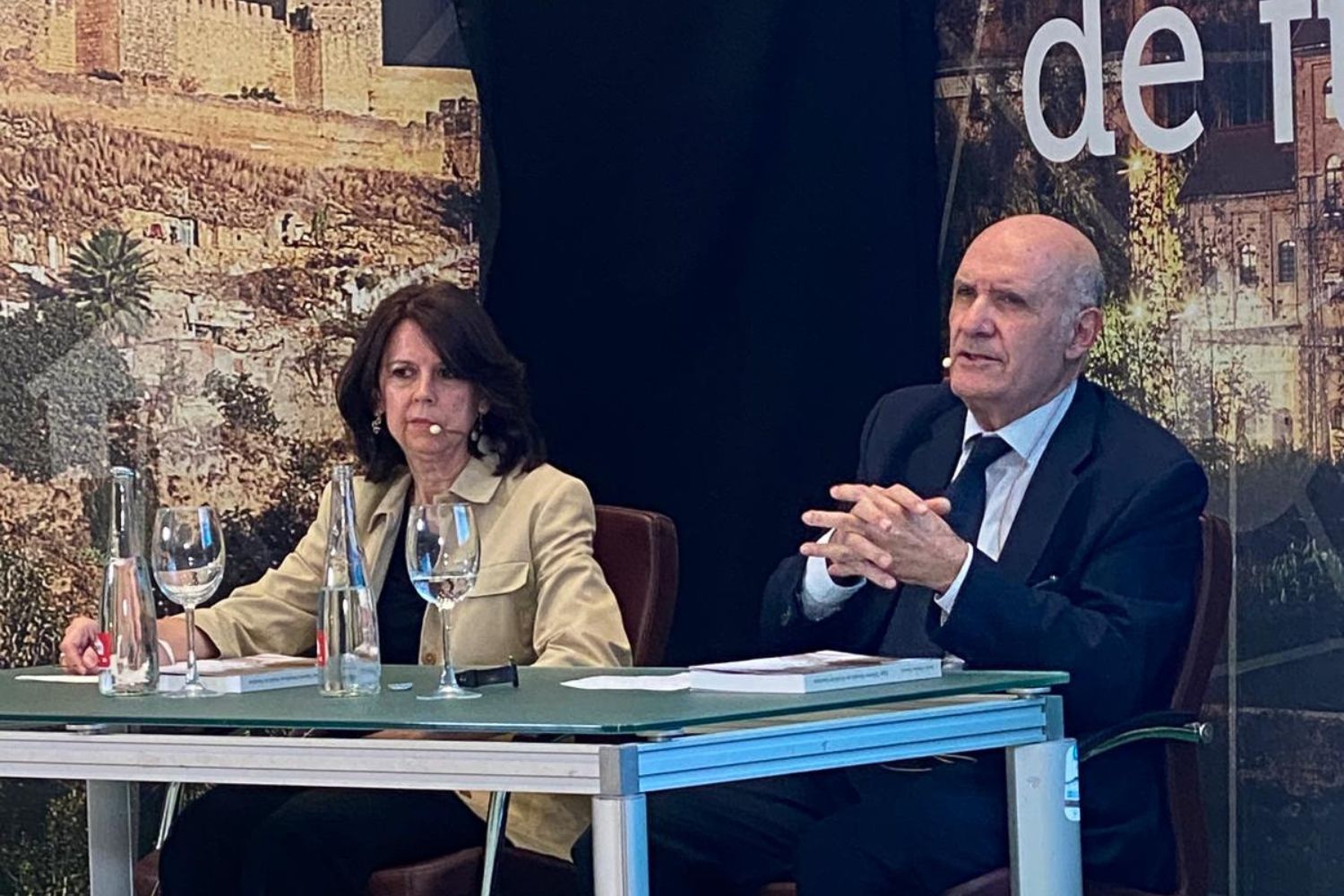 Rocío Paneque Sánchez-Toscano publica una monografía sobre el arquitecto Juan Talavera Heredia
