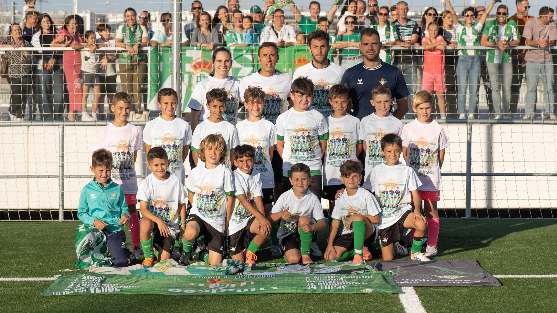 El Prebenjamín ‘A’ conquista el trofeo de liga