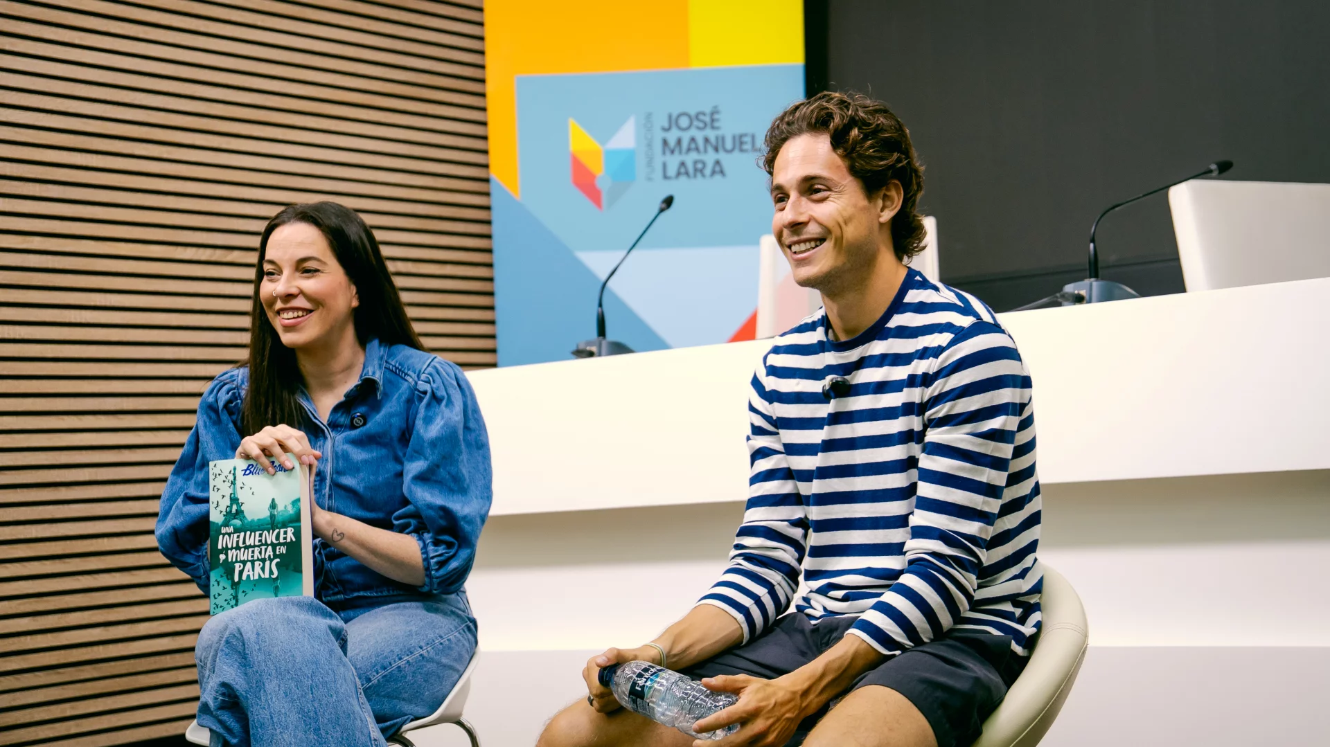 Rodrigo Riquelme participa en el proyecto ‘Cuento con mi equipo’ para fomentar la lectura entre la juventud