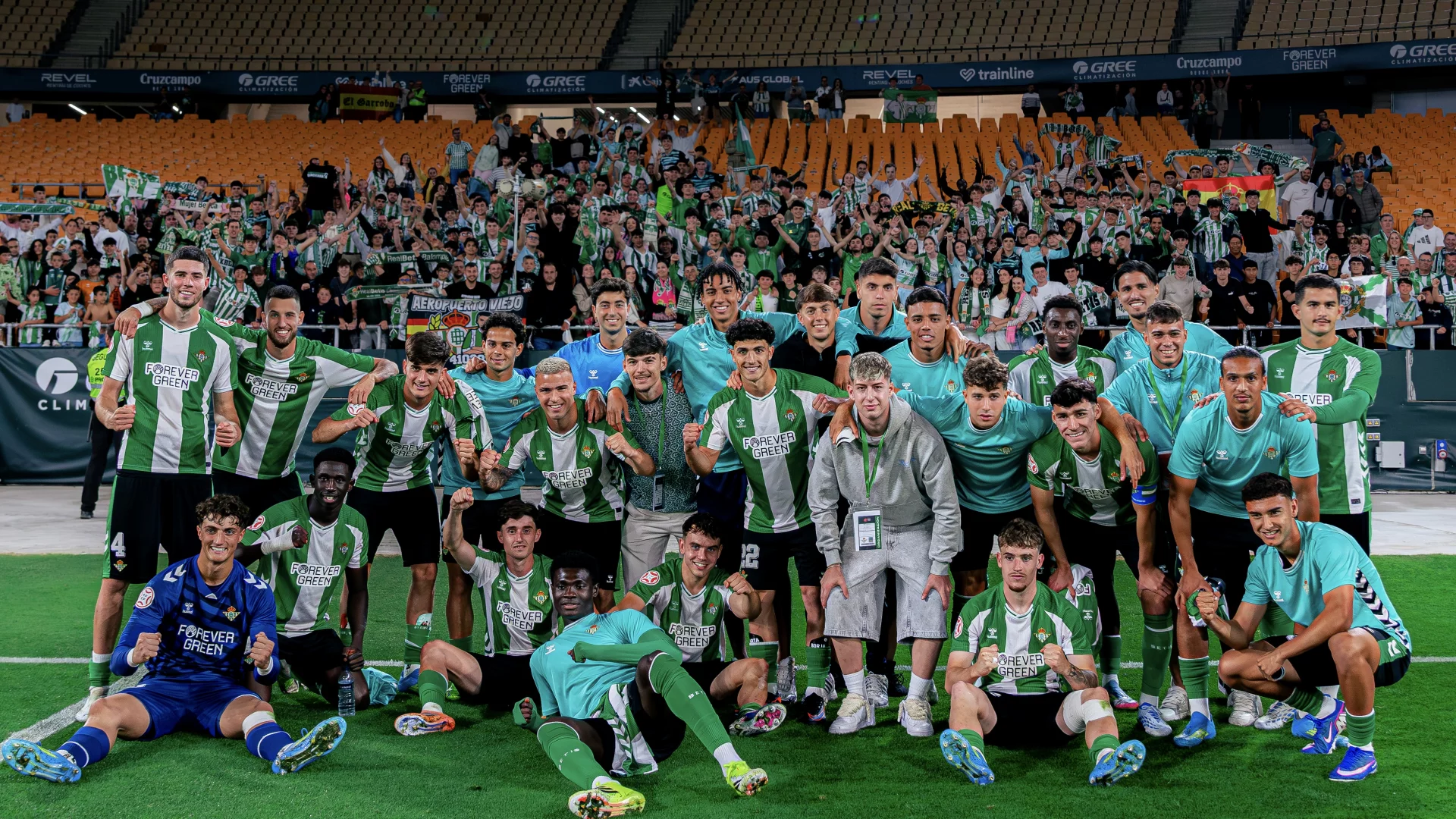 CRÓNICA | El Betis Deportivo golea en La Cartuja y llega con vida a la última jornada (3-0)