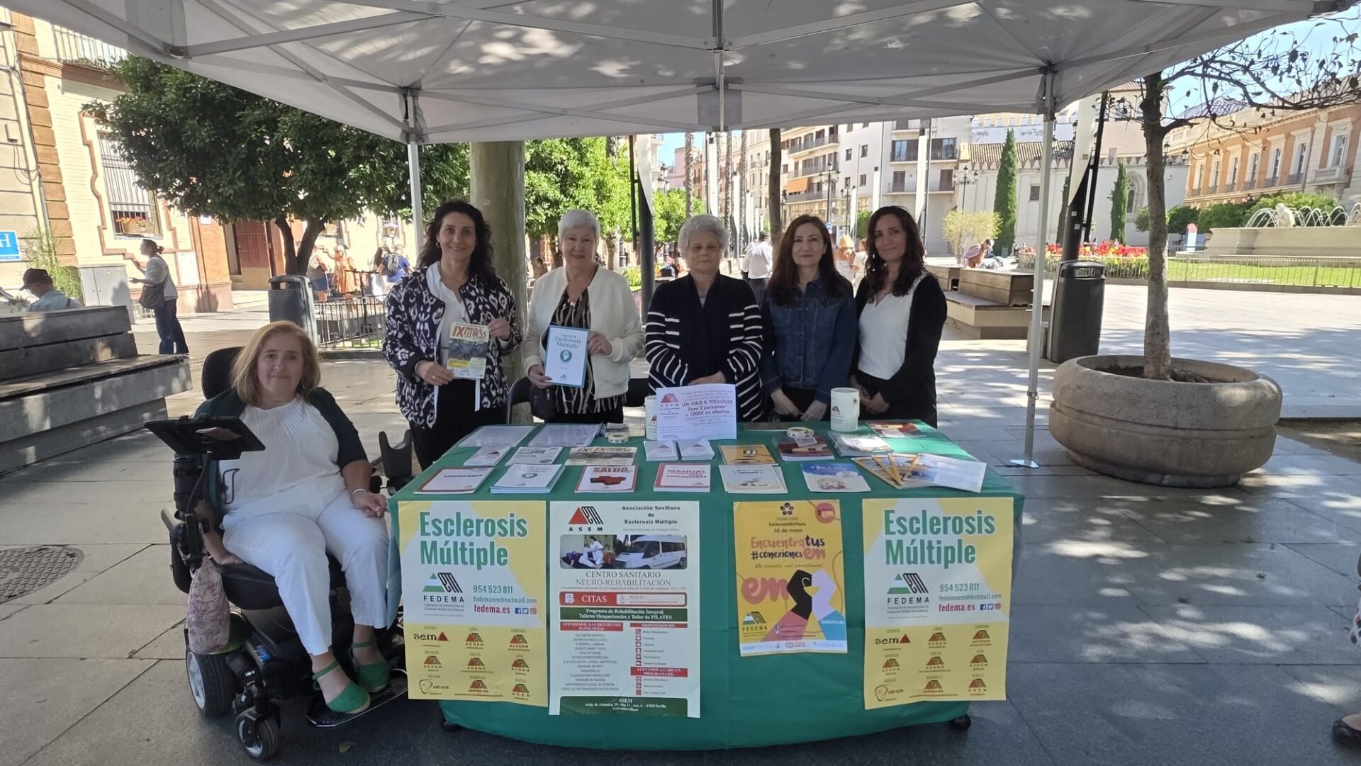 La Diputación de Sevilla respalda la labor de la Asociación Sevillana de Esclerosis Múltiple en su jornada de sensibilización
