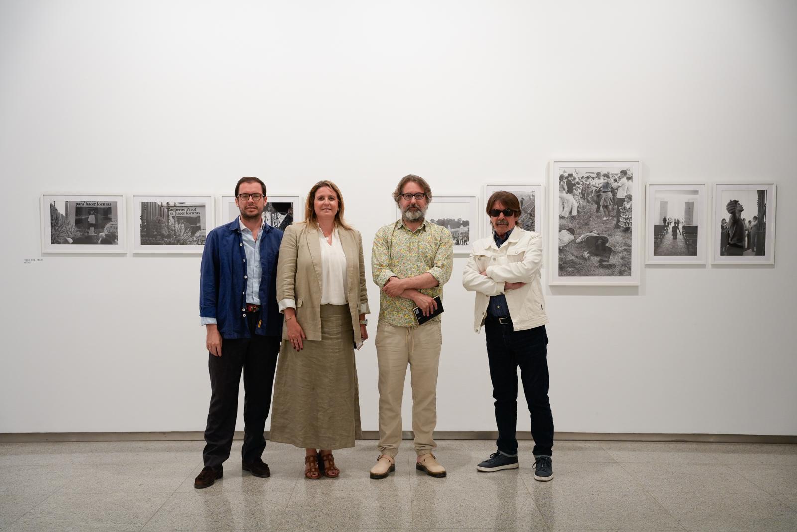 El Ayuntamiento inaugura la exposición de Pive Amador ‘Maquinaciones para un decenio’ en la Sala Atín Aya