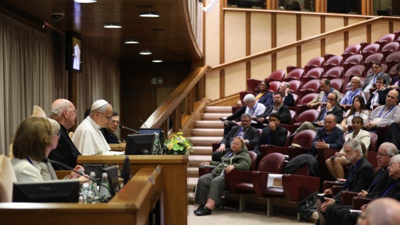 León XIV: “Los líderes laicos de la Iglesia deben fomentar la apertura y la comunión”