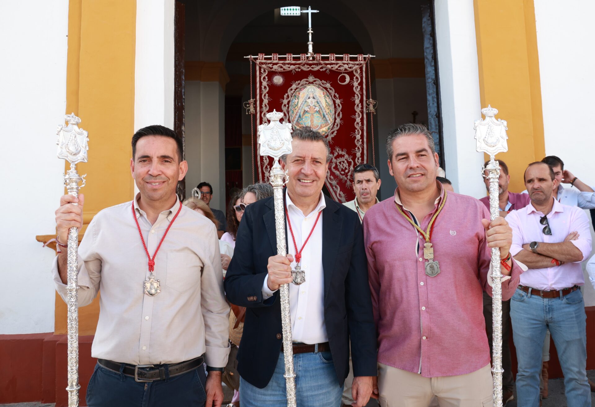 Javier Fernández destaca «el sentimiento y la emoción» del Rocío en la provincia, «hay que vivirlo, no te lo pueden contar»