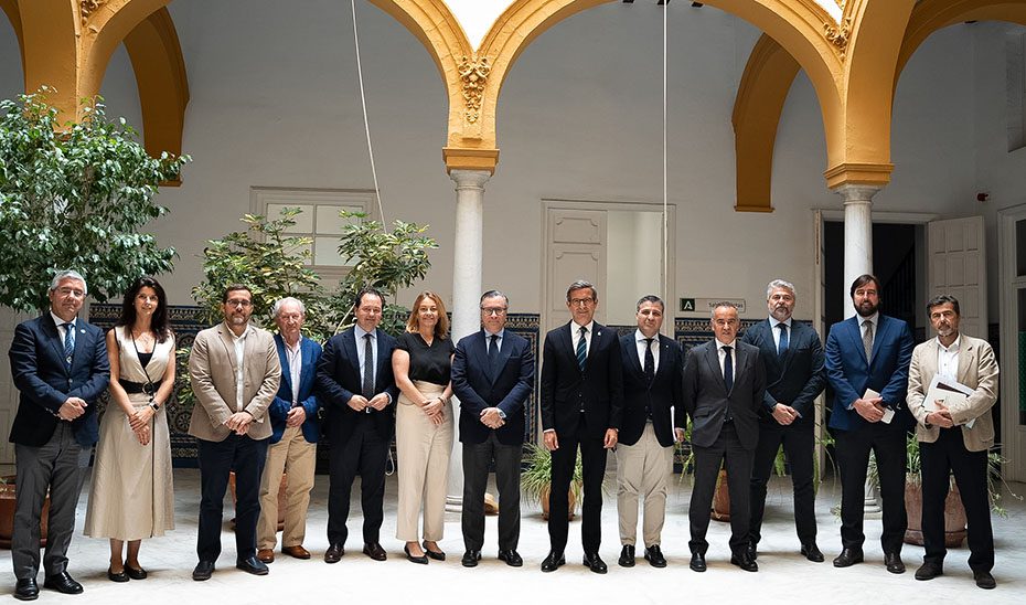 La Junta y el sector de la defensa se alían para reforzar el papel de la industria andaluza