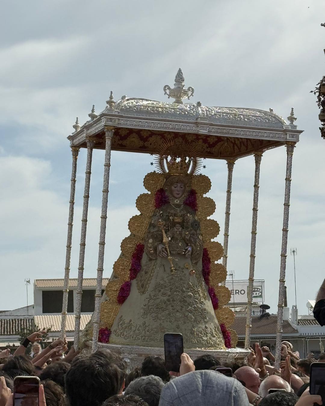 Cinco días ya de camino, de fe, de convivencia y de emoción compartida.