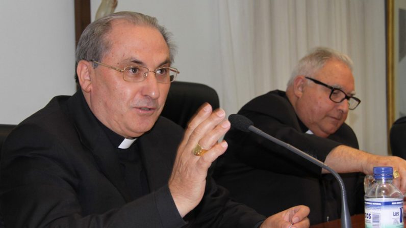 Monseñor Celso Morga, arzobispo emérito de Mérida-Badajoz, predicará el retiro para el clero con motivo de la fiesta de Jesucristo, Sumo y eterno sacerdote