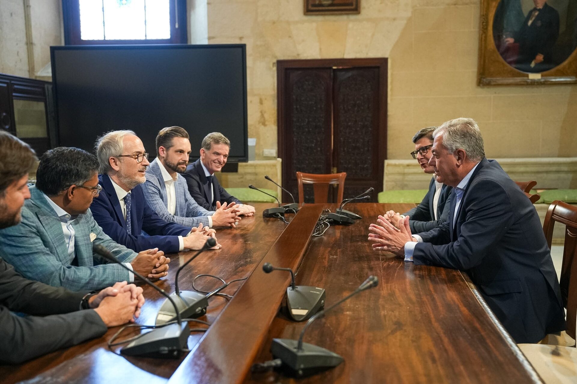 El alcalde Sanz destaca que Sevilla “se consolida como nodo prioritario para la atracción de inversión internacional” tras la adquisición de Ayesa Ingeniería por parte de la multinacional Colliers