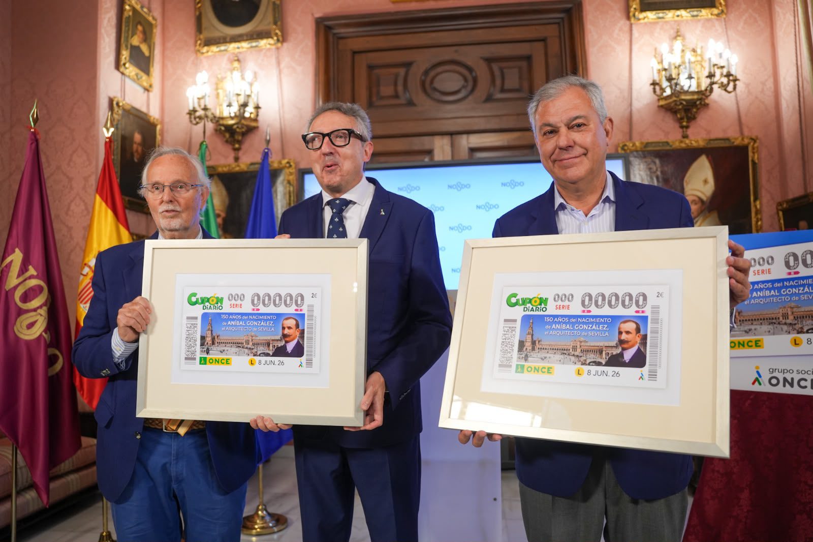 El Ayuntamiento acoge la presentación del cupón que la ONCE dedica a Aníbal González en el 150 aniversario de su nacimiento
