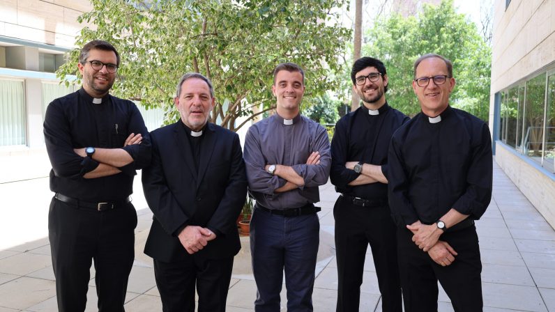 La Iglesia diocesana convoca a una vigilia de oración por los cinco diáconos que serán ordenados sacerdotes el próximo sábado