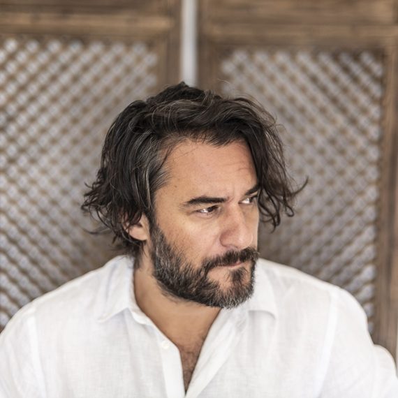 El Centro Andaluz de las Letras reúne a Manuel Jabois, Carmen Guillén, Elaine Vilar Madruga y María Oruña en su programación de Sevilla