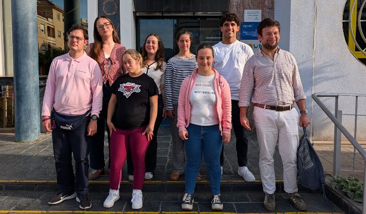 Estudiantes de Loyola ponen el debate al servicio de la inclusión junto a Down Córdoba