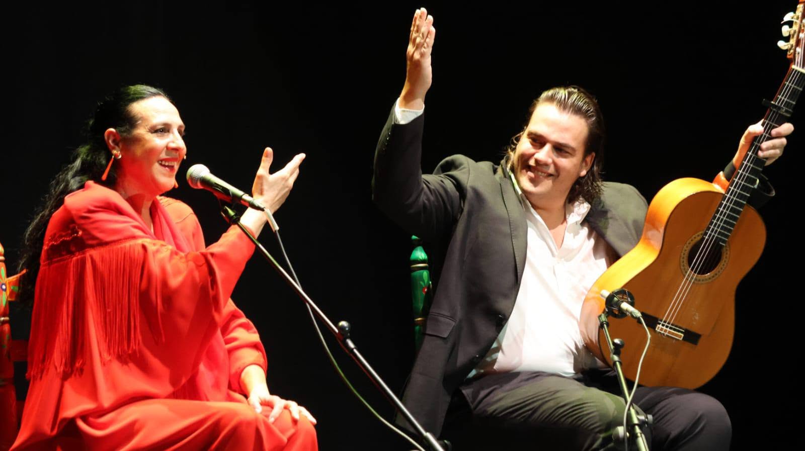 Coral de los Reyes lleva el flamenco al Teatro Municipal de Palomares del Río