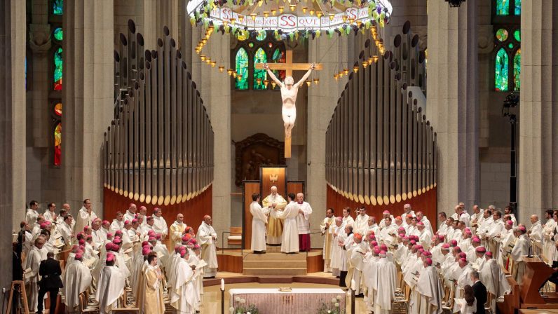 El Papa en España: “El pueblo de Dios me ha confortado grandemente con la festiva manifestación de su fe”