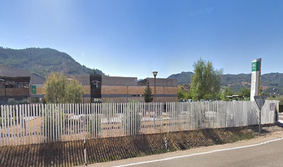 Herido grave en el incendio de una vivienda en Puente de Génave (Jaén)