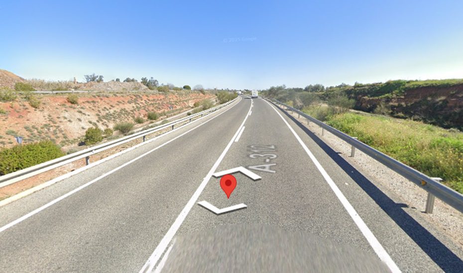 La colisión entre dos turismos en Linares se salda con cinco heridos