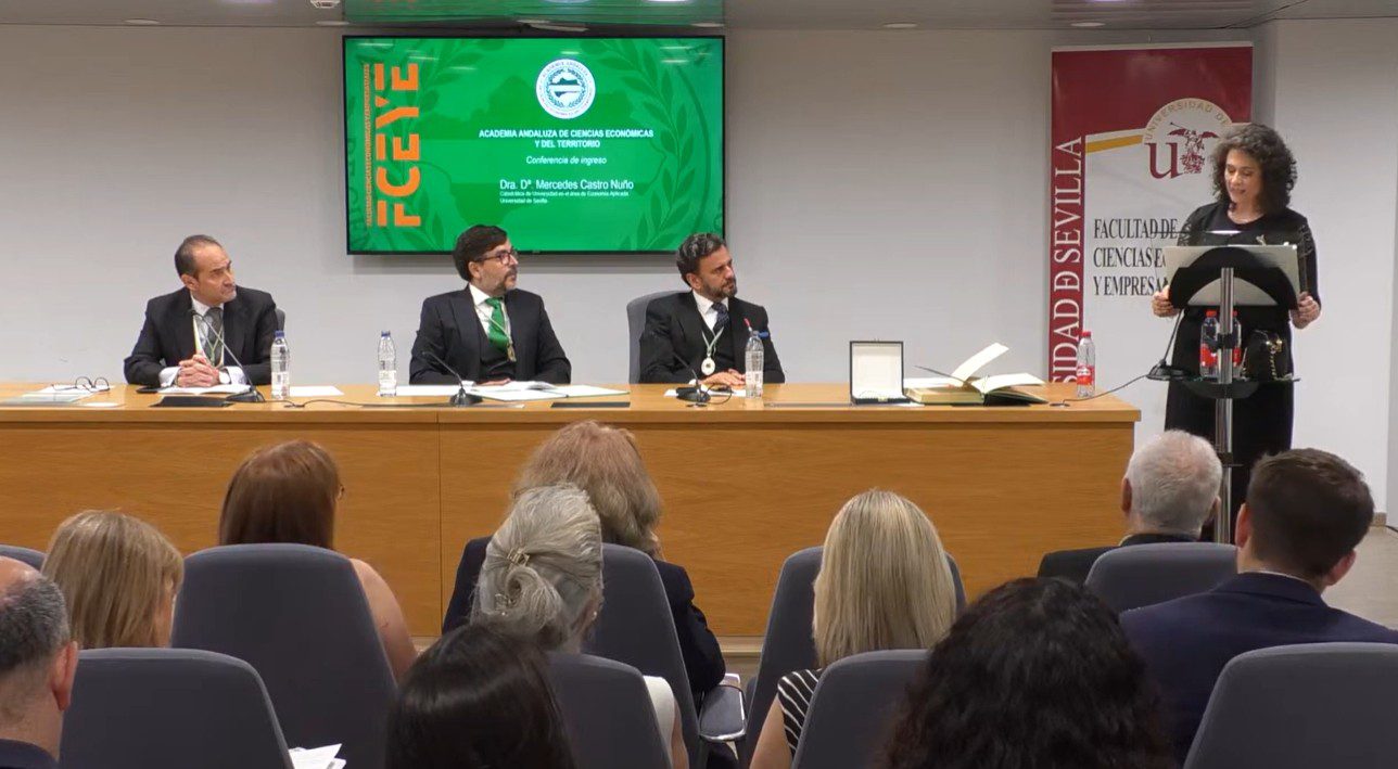 Mercedes Castro-Nuño defiende la seguridad vial como motor de bienestar en su ingreso en la Academia Andaluza de Ciencias Económicas y del Territorio
