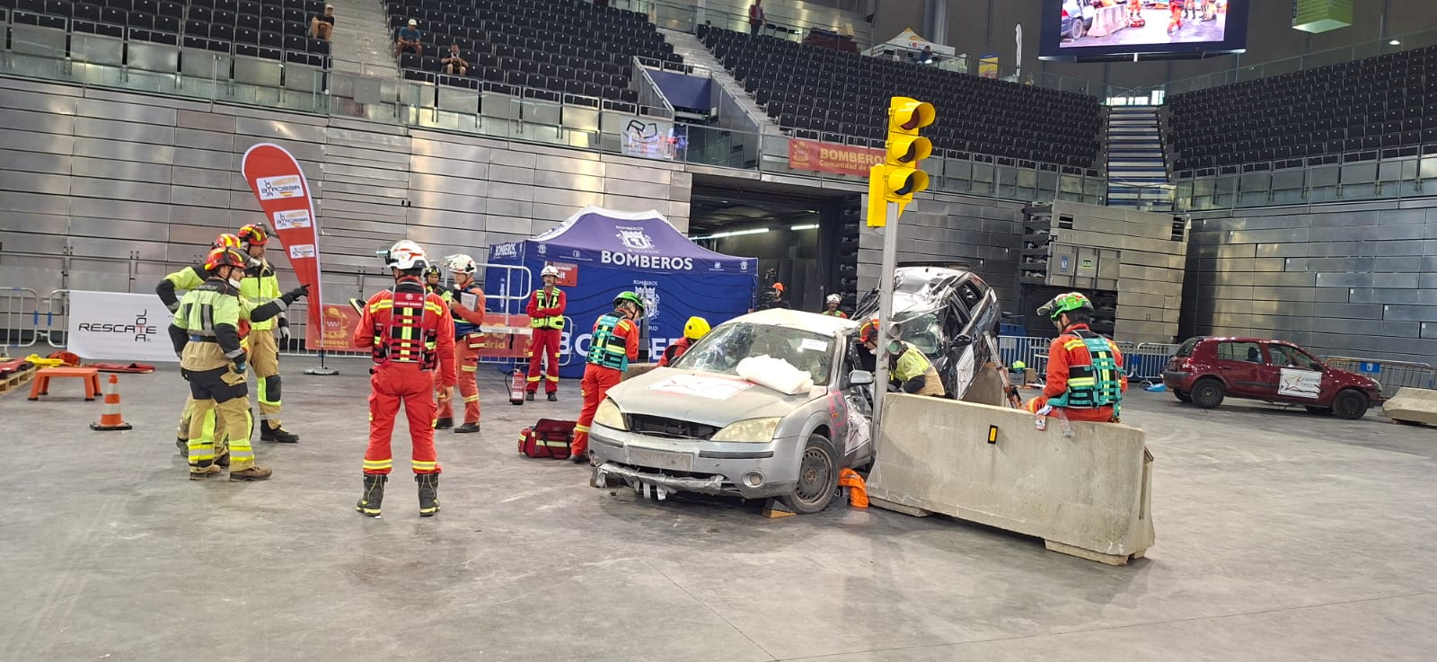 Los bomberos participan en el XX Encuentro Nacional de Rescate en Accidentes de Tráfico y Trauma