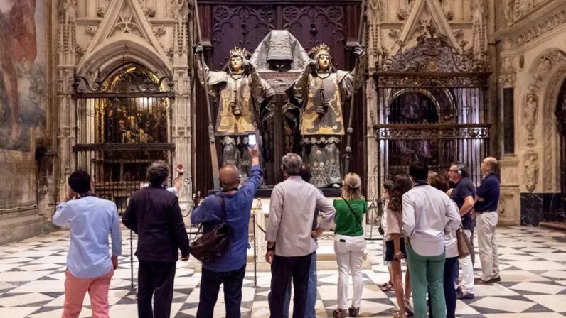 La Catedral de Sevilla supera los 1,2 millones de visitantes en el primer semestre del año