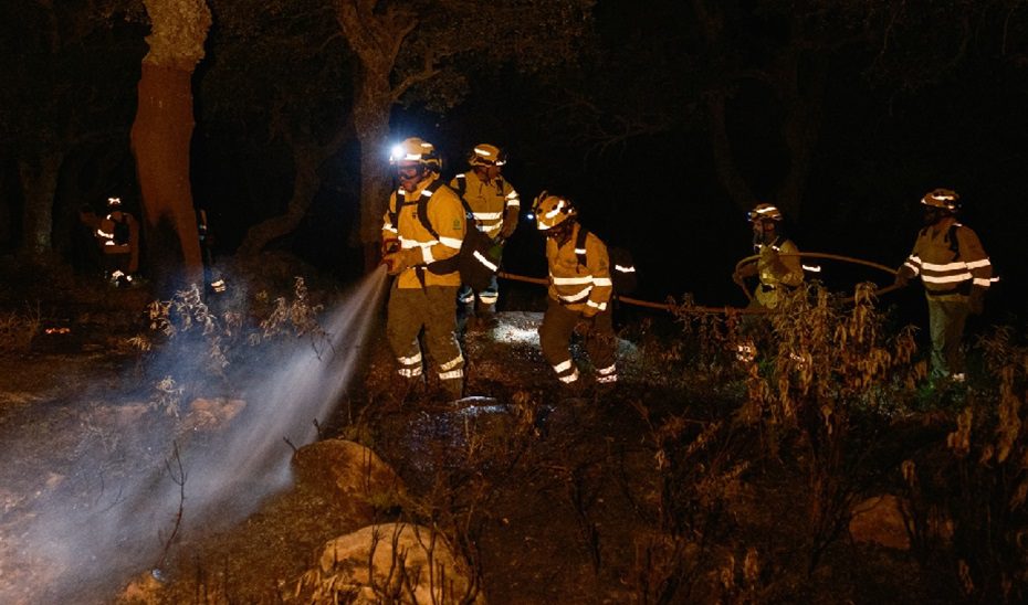 La Junta desactiva la fase de emergencia del Plan Infoca tras la estabilización del incendio de Grazalema
