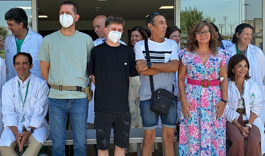 El Hospital Reina Sofía realiza los primeros trasplantes renales de donante vivo por robótica