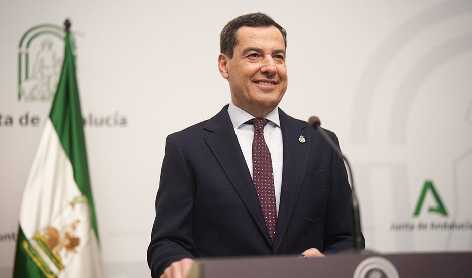 Moreno presenta las bases del Gobierno andaluz: «La estabilidad de Andalucía está más que garantizada»